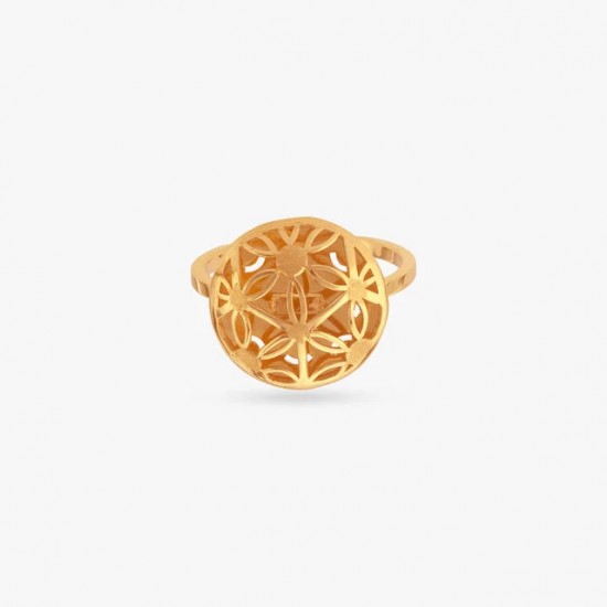 Gold ladies ring